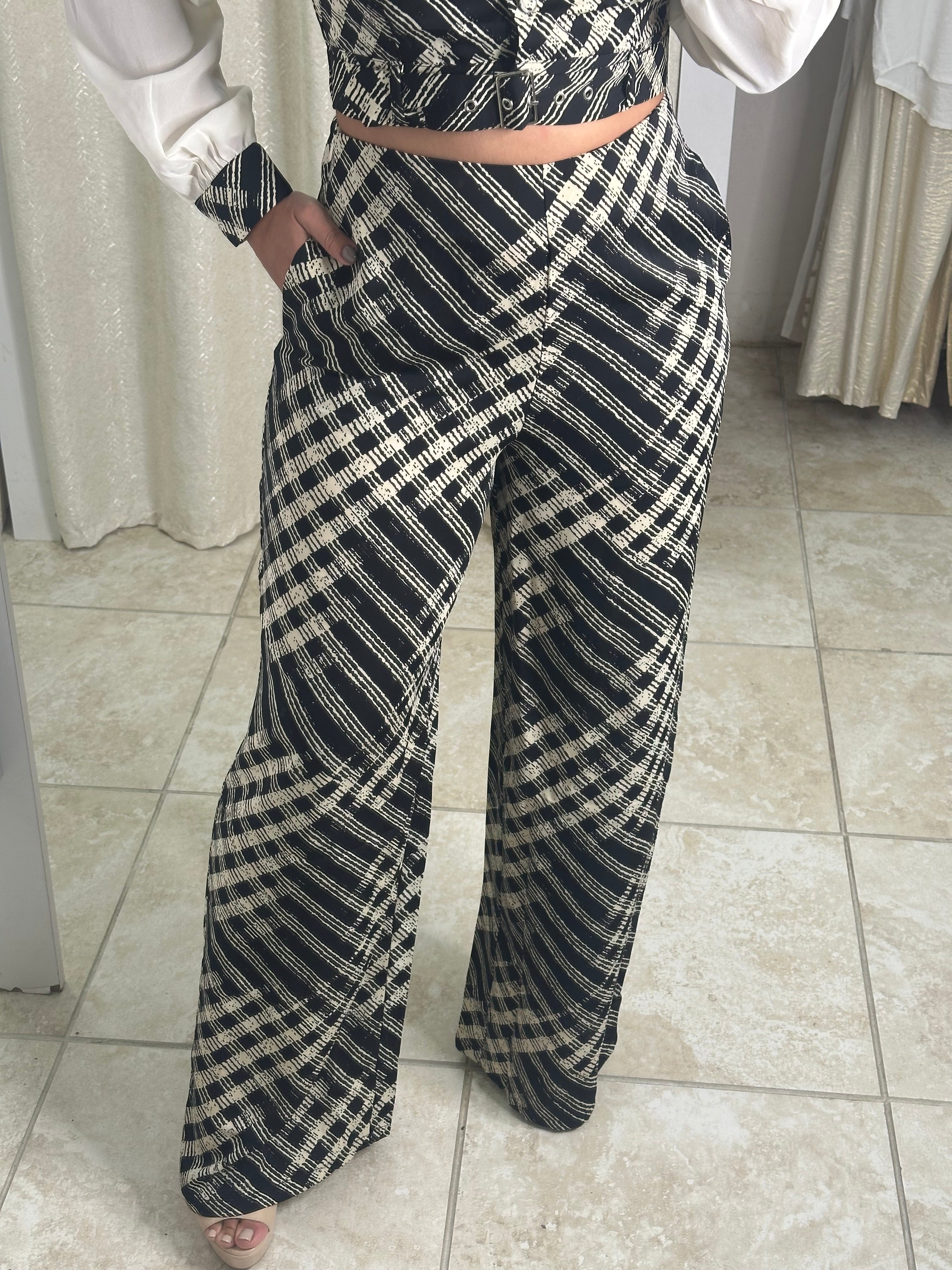 Top And Pants Lines Set