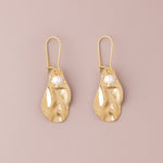 POS - Moonpetal Earrings