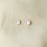 POS - Mother of Pearl Rosegold Dot Stud